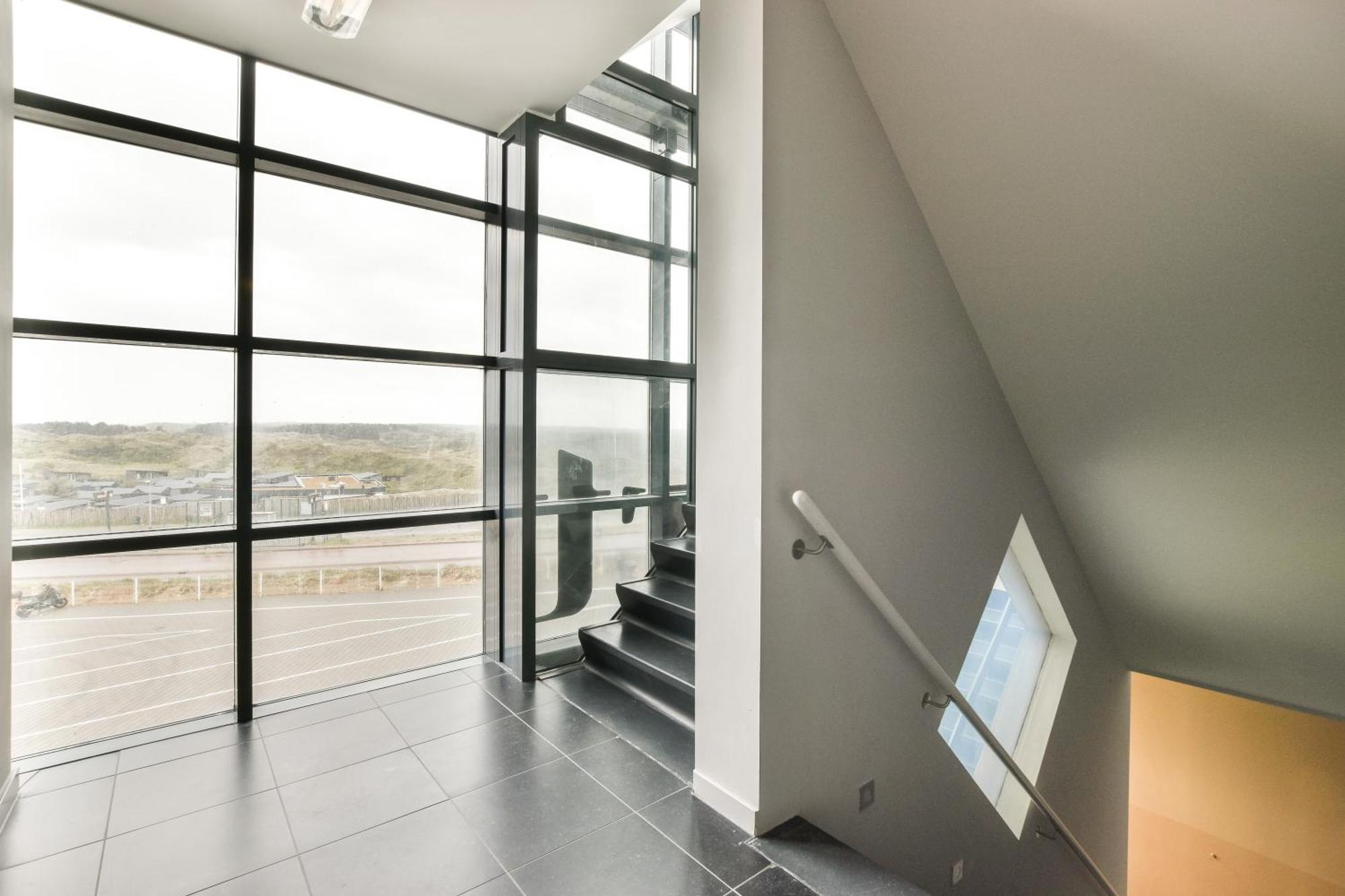 Appartement Met Frontaal Zeezicht In بلومِندال المظهر الخارجي الصورة